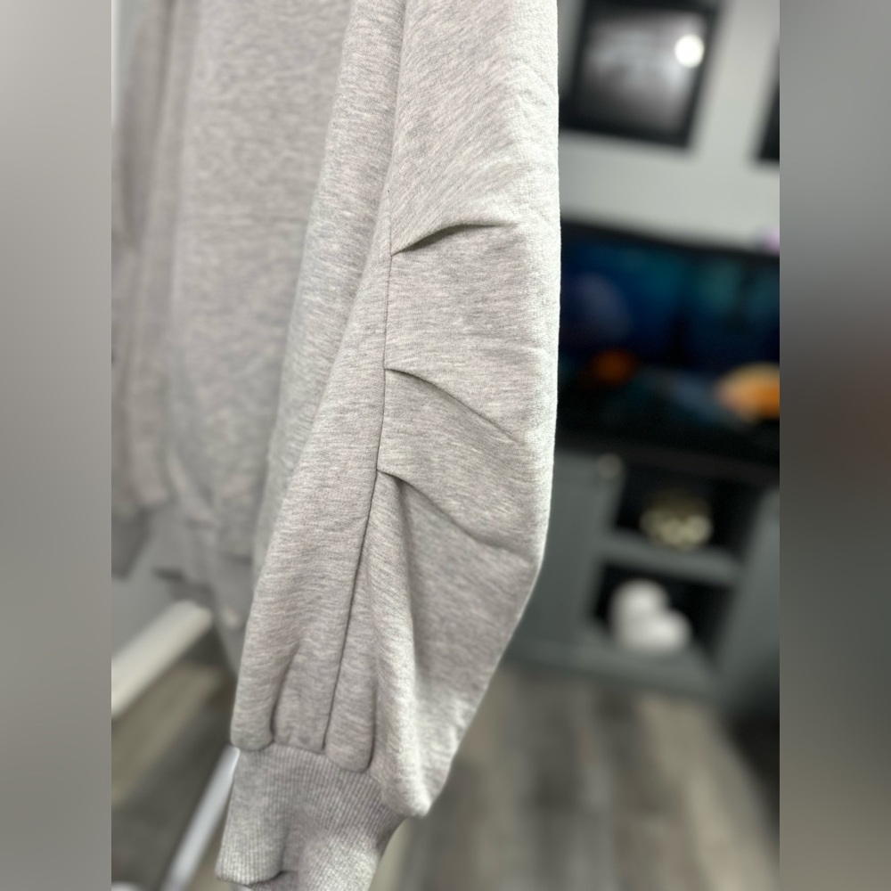 Aerie Gray Oversized Hoodie Sweatshirt Size M - Picture 6 of 6